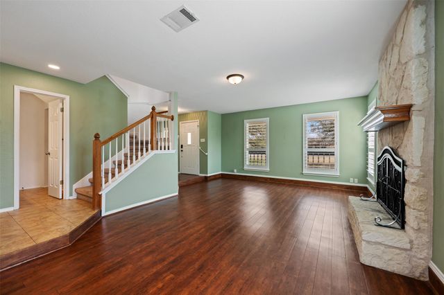 104 Sunset RD, Georgetown, TX 78633