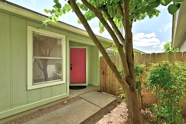 5901 Kevin Kelly PL, Austin, TX 78727