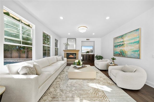 2 Conifer, Irvine, CA 92620