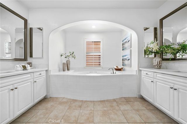 2 Conifer, Irvine, CA 92620