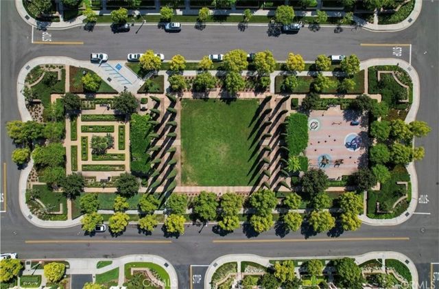 2 Conifer, Irvine, CA 92620