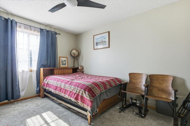 16812 Embers Avenue 2002, Farmington, MN 55024