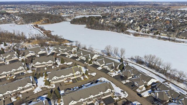 16812 Embers Avenue 2002, Farmington, MN 55024