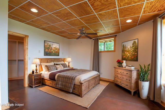 11106 Tree Top Drive, Meadowview, VA 24361