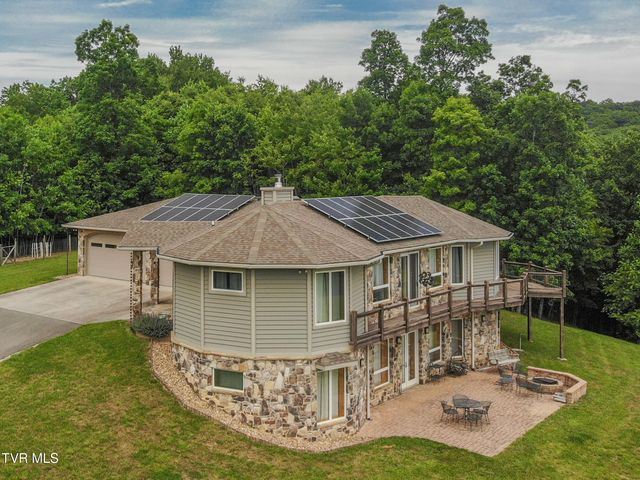 11106 Tree Top Drive, Meadowview, VA 24361