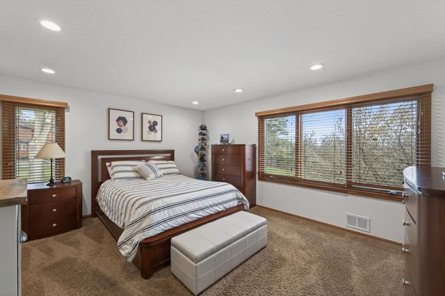 1550 Oldridge Avenue N, Stillwater, MN 55082