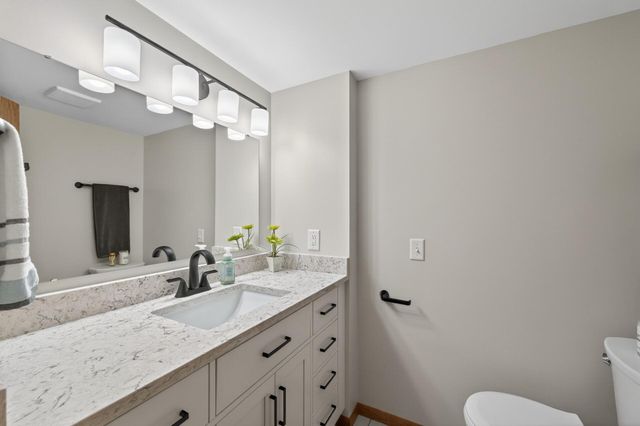 1550 Oldridge Avenue N, Stillwater, MN 55082