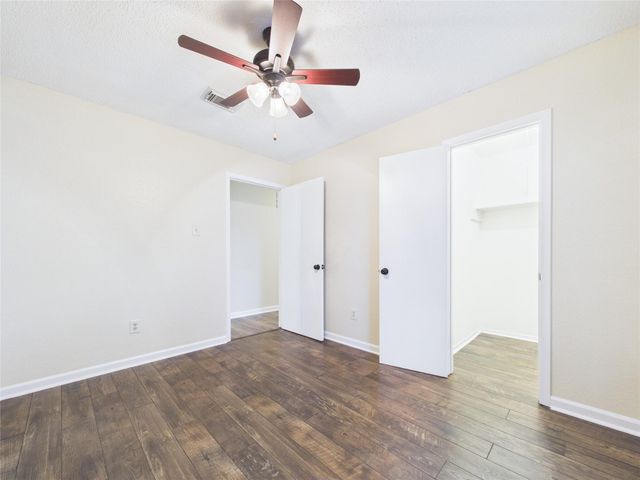 1213 Southbend Drive, Alvin, TX 77511