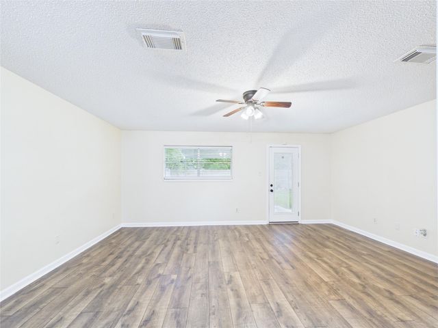 1213 Southbend Drive, Alvin, TX 77511