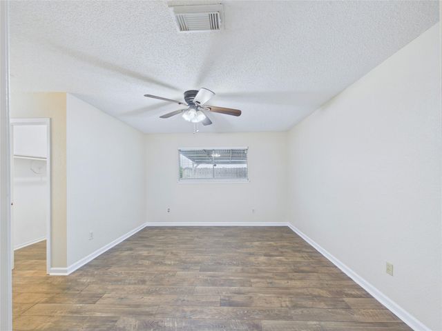 1213 Southbend Drive, Alvin, TX 77511