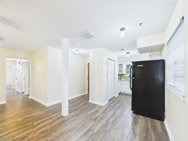 1213 Southbend Drive, Alvin, TX 77511
