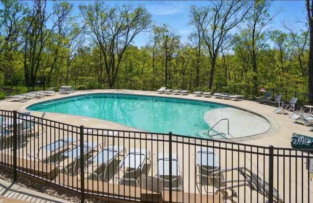 2504 Crosshill Drive, Crescent Springs, KY 41017