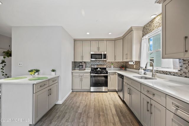 30 Mcdermott Street, Freehold, NJ 07728