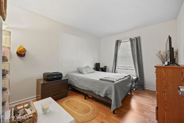 30 Mcdermott Street, Freehold, NJ 07728