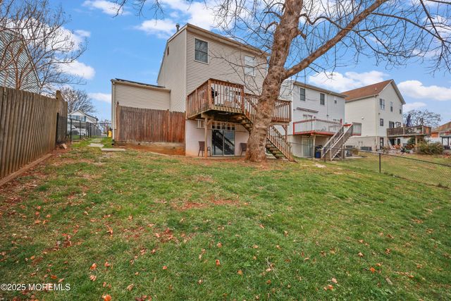 30 Mcdermott Street, Freehold, NJ 07728