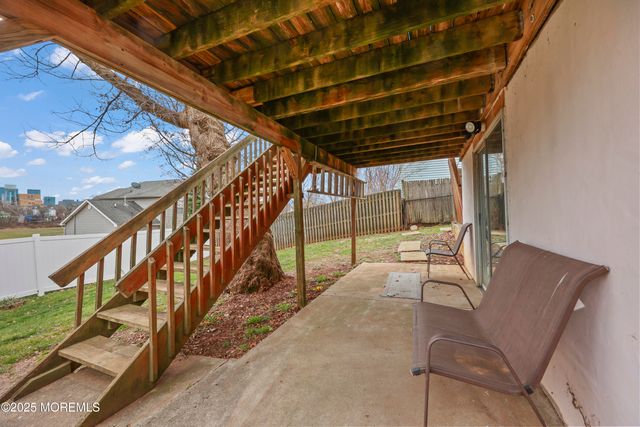 30 Mcdermott Street, Freehold, NJ 07728