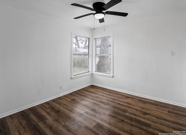 122 STOLNET ST, San Antonio, TX 78220