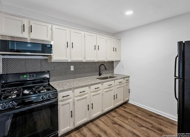 122 STOLNET ST, San Antonio, TX 78220