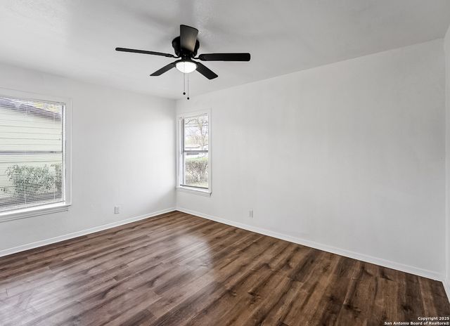 122 STOLNET ST, San Antonio, TX 78220