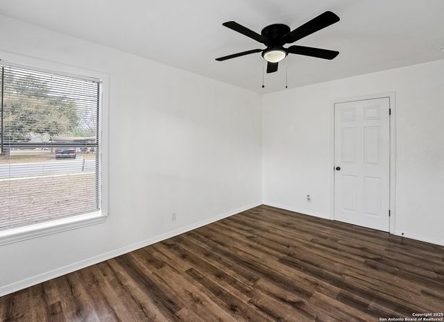 122 STOLNET ST, San Antonio, TX 78220
