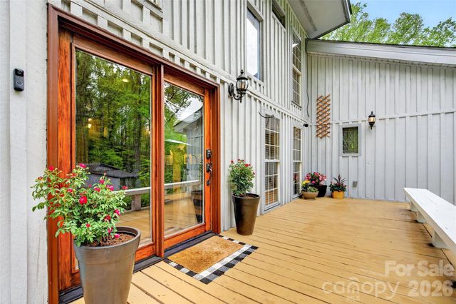 3068 S 226 Highway, Bakersville, NC 28705