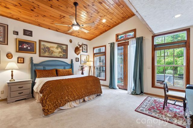 3068 S 226 Highway, Bakersville, NC 28705