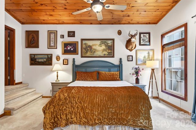 3068 S 226 Highway, Bakersville, NC 28705