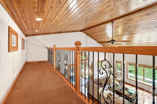 3068 S 226 Highway, Bakersville, NC 28705