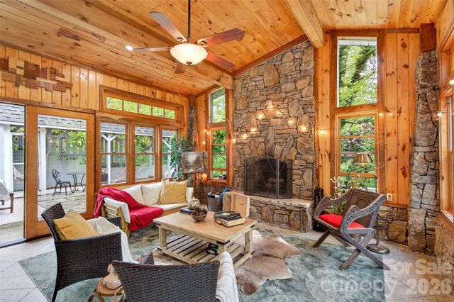 3068 S 226 Highway, Bakersville, NC 28705