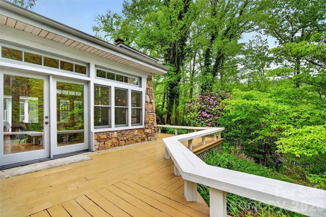 3068 S 226 Highway, Bakersville, NC 28705
