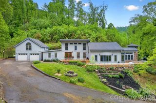 3068 S 226 Highway, Bakersville, NC 28705
