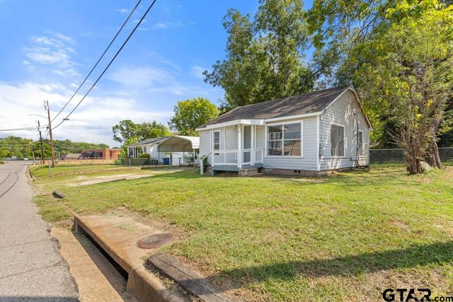 210 Cooper, Lindale, TX 75771