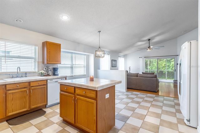 608 LAKE CLAIRE COURT, Oviedo, FL 32765