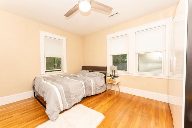 28 Waite St 28, Malden, MA 02148