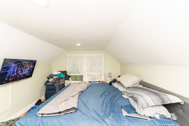 28 Waite St 28, Malden, MA 02148
