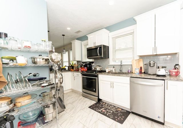 28 Waite St 28, Malden, MA 02148