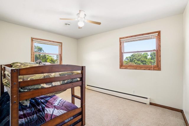 21485 Belgren ROAD, Waukesha, WI 53186