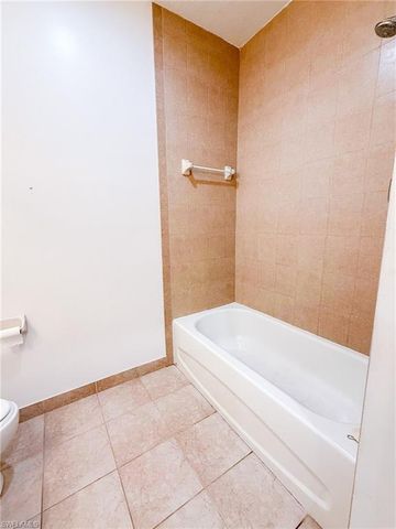 8416 Bernwood Cove LOOP 1612, Fort Myers, FL 33966