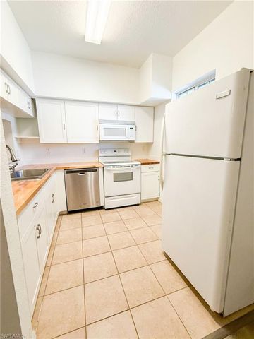 8416 Bernwood Cove LOOP 1612, Fort Myers, FL 33966