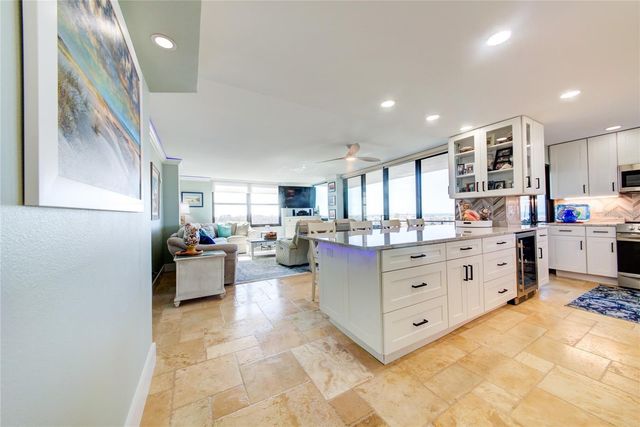 6415 MIDNIGHT PASS ROAD 904, Sarasota, FL 34242