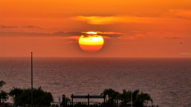 6415 MIDNIGHT PASS ROAD 904, Sarasota, FL 34242