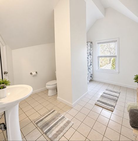 546 Ashmont St 4, Boston, MA 02122