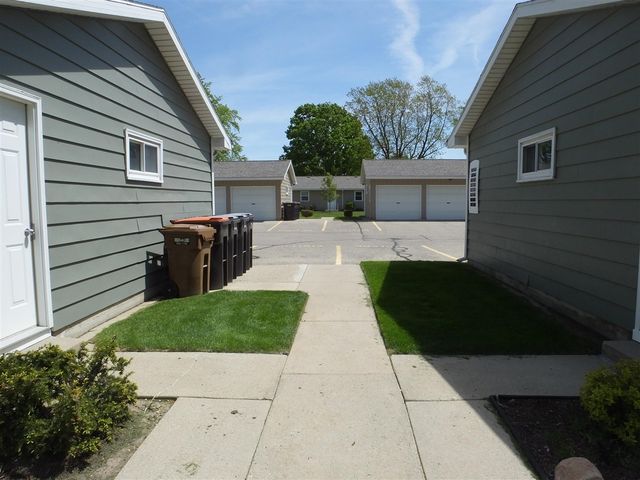 834 Andover Court, Kentwood, MI 49508