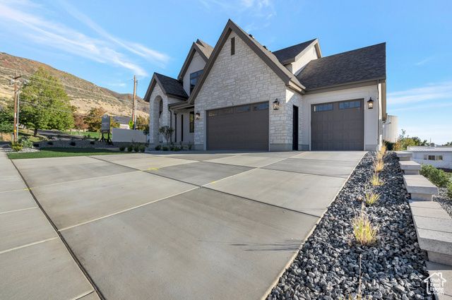 5 W SUMMERHILL LN, Centerville, UT 84014