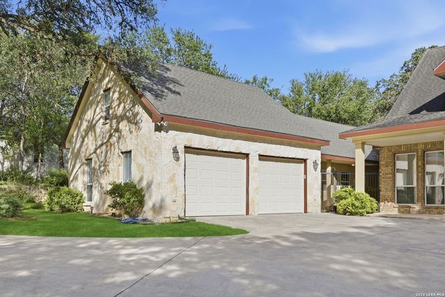9450 CINCHONA TRL, San Antonio, TX 78266