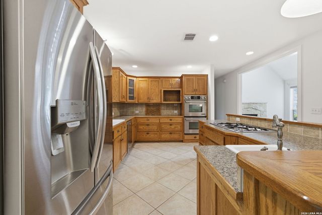 9450 CINCHONA TRL, San Antonio, TX 78266