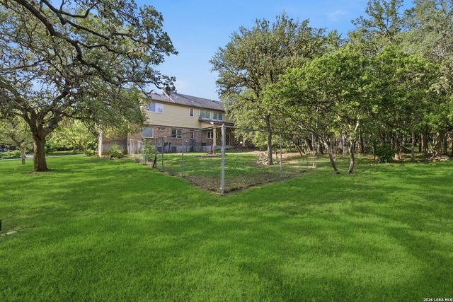 9450 CINCHONA TRL, San Antonio, TX 78266
