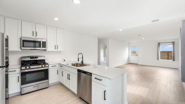 11625 Dog Rose, Converse, TX 78109