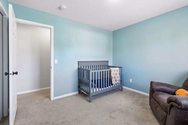 40248 Golden Way, North Branch, MN 55056