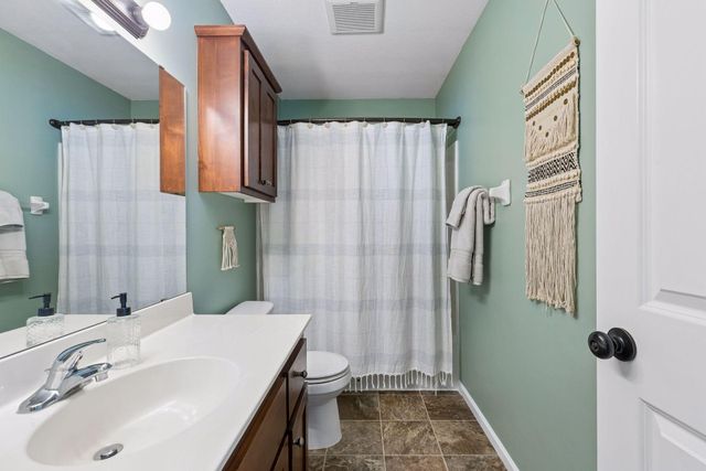 40248 Golden Way, North Branch, MN 55056